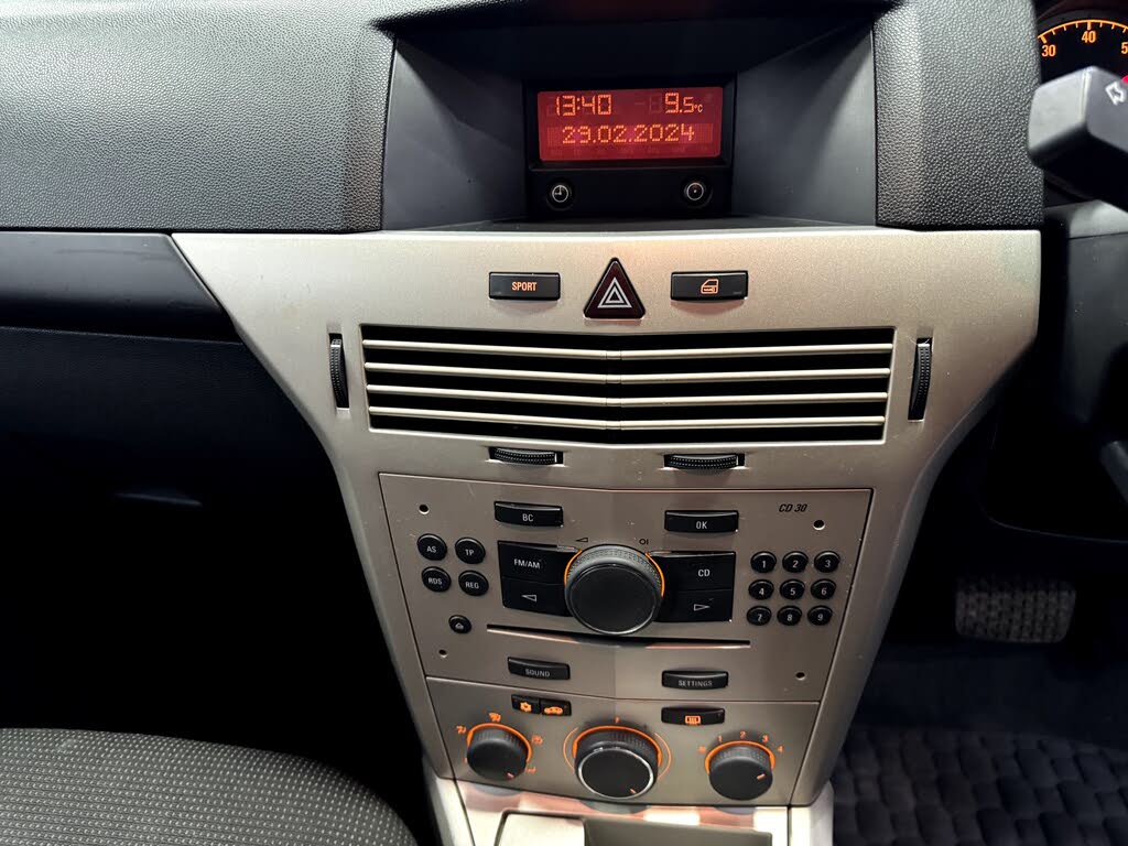 2008 Vauxhall Astra 1.6 Life 16v (115ps) (a/c) Hatchback Easytronic